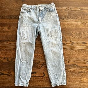 Abercrombie Curve Love 90’s Straight Ultra High Rise